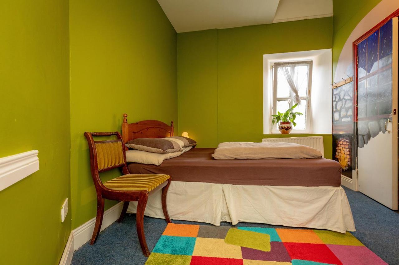 Macgabhainns Backpackers Hostel Kilkenny Kültér fotó